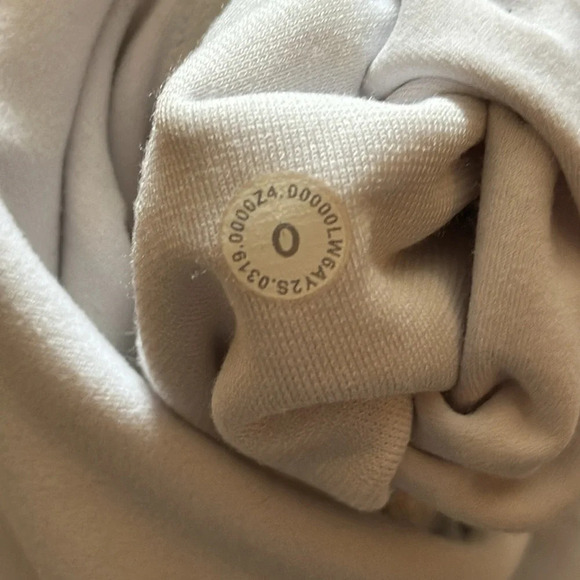 Lululemon sz 0 Align Crop *21" White great pre owned condition - Picture 6 of 10